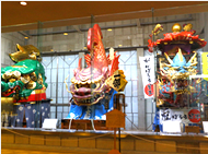 曳山展示場ガイド