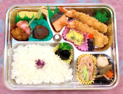 エビフライ弁当（から揚げ付）