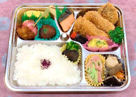 お魚フライ弁当（から揚げ付）