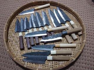 会津手語り　鍛冶屋編　職人に語られし幻の鍛冶　会津刃物相関図　新品 Amazon.co.jp: 会津手語り 鍛冶屋編 会津刃物 絶版本 職人に語