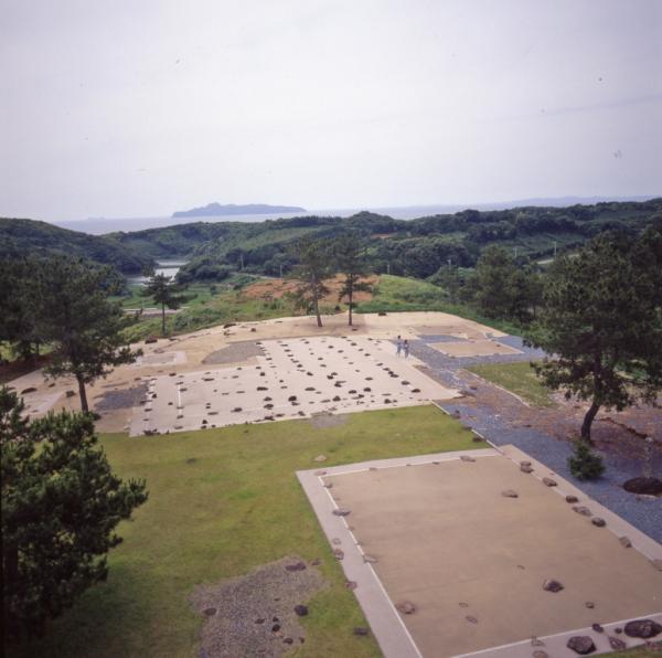 博物館外観(佐賀県立名護屋城博物館提供) 