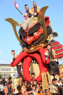 旅Karatsu 唐津観光協会｜唐津くんち 十一番曳山 酒呑童子と源頼光の兜