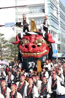 旅Karatsu 唐津観光協会｜唐津くんち 一番曳山 赤獅子