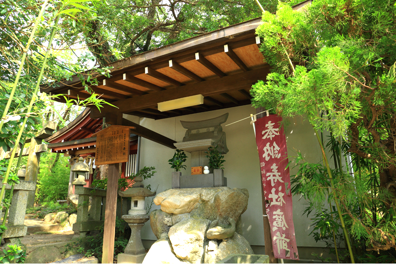 唐津神社像